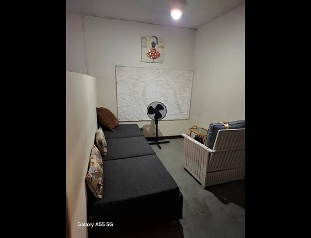 1 bed property to rent in DAWNVIEW